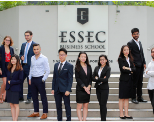 全球工商管理学士的优势和就业前景