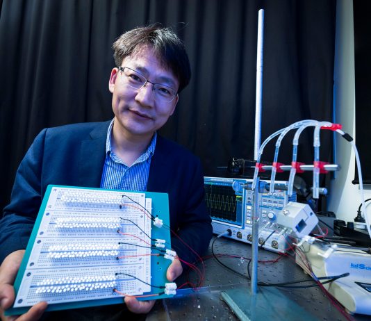 香港城市大学学者荣获腾讯「科学探索奖」