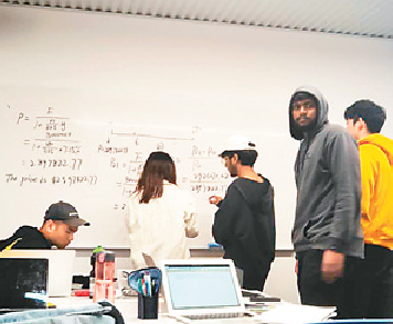 疫情中的求学故事:五位海外留学生的新学年