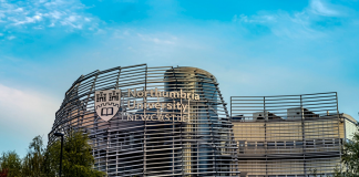 英国高校疫情严重 纽卡斯尔大学一周确诊超千例