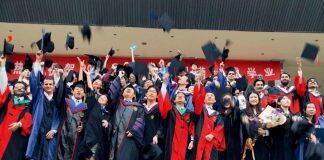 为来华留学生讲好汉字故事