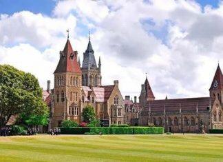 英国大学2021年1月将组织包机接学生入学,解封在即,留学迎重大利好!