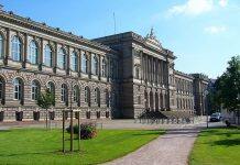 法国大学计划明年1月初复课,大一学生和留学生优先