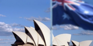 澳大利亚又迎沉重一击:大批中国留学生撤离后,澳高校排名一落千丈