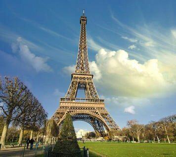 法国哪些公立综合性大学更喜欢接收外国学生?