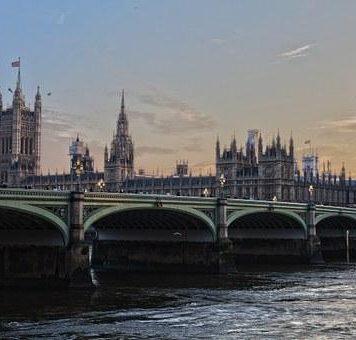 法国公立大学研究生申请条件到底高不高?