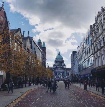 英国留学新闻学专业分类解析