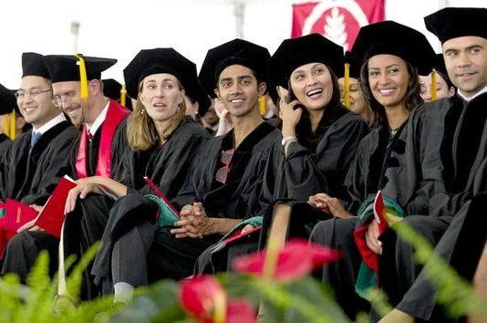 疫情后,美国大学会变成什么样?