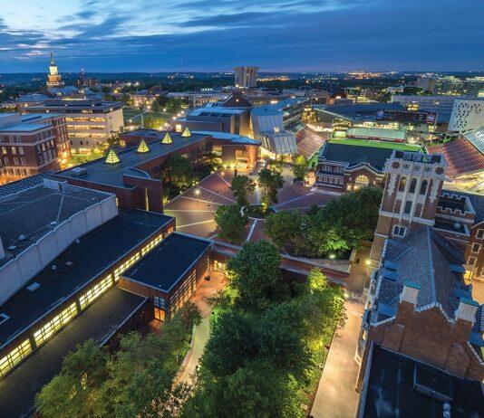 美国辛辛那提大学本科新生及转学生2月持续免申请费