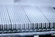 特斯拉与德国拜罗伊特大学合作,共同研究新型电池技术