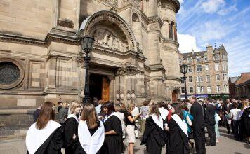 出国留学:英国的研究生课程将于2021年7月1日开放