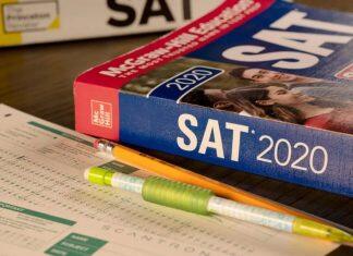 美国大学申请已取消标化成绩,但亚裔学生仍在努力考试