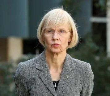 留学生学费一年暴跌$20亿 澳洲各高校勒紧裤腰带过日子
