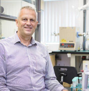 香港城市大学新材料研发新突破 大幅提升LED的效率