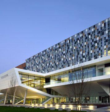 法国凯致商学院IBBA工商管理学士及硕士项目续签GRADE和VISA文凭认证