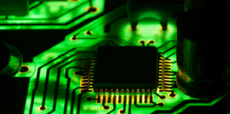 湖南大学通过金属集成的方法,将芯片性能提高一倍