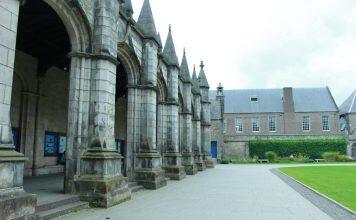 2021年如何申请荷兰的本科留学