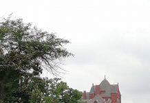 美国本科学费报告发布,去美国留学究竟有多贵呢?