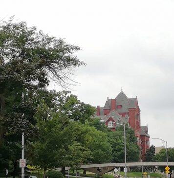 美国本科学费报告发布,去美国留学究竟有多贵呢?