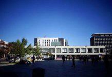 这些英国大学发10000镑求学生延期一年入学