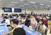 重庆大学2021年秋季学期国际学生法制教育大会顺利举行