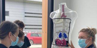 赫尔大学为儿童器官捐献教育创新设计道具