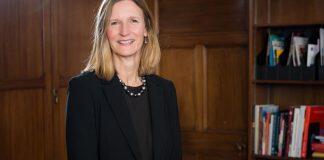 SUSAN LEA教授将于2022年夏天卸任赫尔大学校长职务