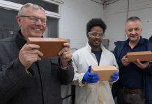 提赛德大学毕业生Feysal Shifa利用回收黏土成功研制出“再生”砖