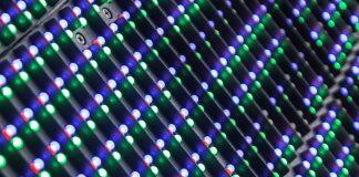 英国赫尔大学专家液晶研发史:LCD设备背后的化学反应