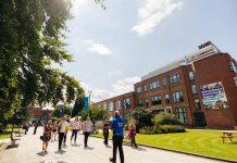 赫尔大学创建学习中心为年轻人创造进入大学的机会