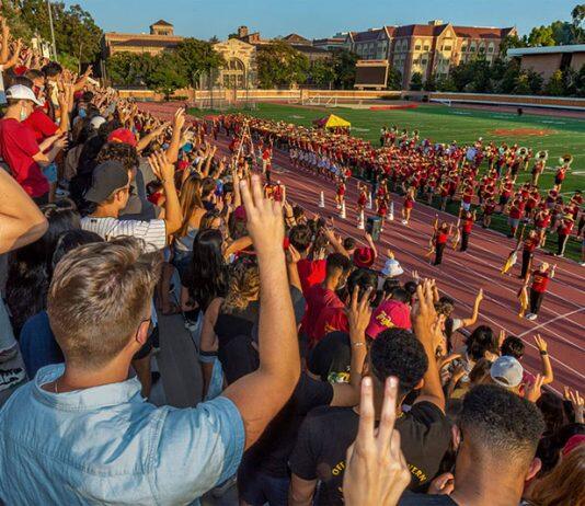 美国南加州大学通过社区活动来增强学生们的身心健康发展