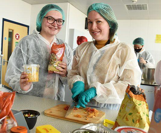 英国提赛德大学食品专业同学毕业项目让食品更健康