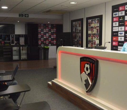 伯恩茅斯大学的学生利用他们在学习中学到的技能来帮助AFC伯恩茅斯女子足球俱乐部