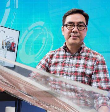 香港大学卓越电机工程学者荣获IEEE重大奖项