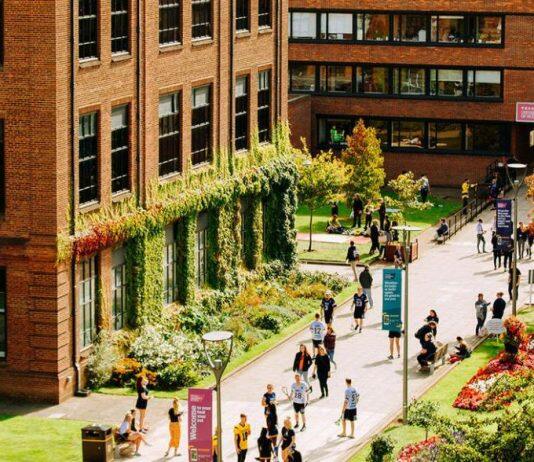英国赫尔大学在《完全大学指南》中排名提升12位