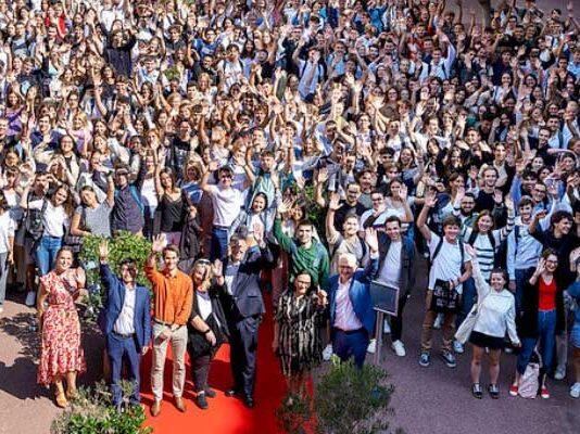 2022年《金融时报》排行榜上ESCP商学院的管理学硕士课程全球排名第五