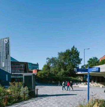 谢菲尔德大学在《泰晤士报》和《星期日泰晤士报》联合发布的「2023年优秀大学指南」中再创佳绩