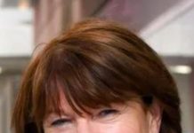 英国萨塞克斯大学商学院教授被评为华尔街十大女性量化分析师之一