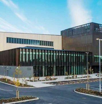 又双叒获奖:英国谢菲尔德大学被评为英格兰最佳校企合作大学之一