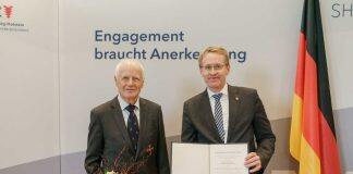 中德工程学院德方总协调员奥特教授获德意志联邦共和国一等十字勋章