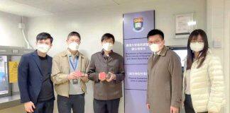 腾讯基金会代表团到访香港大学实验室 了解喷鼻式新冠疫苗研发