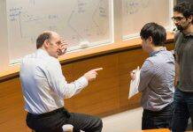 如何更能捕捉金融市场的真相?耶鲁金融学教授分享他的经历