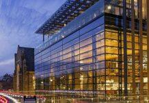 杜克校友夫妇慷慨捐赠千万美金,推动大学人文学科发展