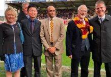 向整形科传奇布拉德福德大学教授David Sharpe致敬