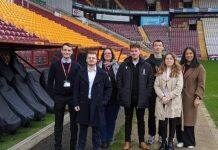 五名布拉德福德大学学生在近期被邀请前往布拉德福德城足球俱乐部的主场