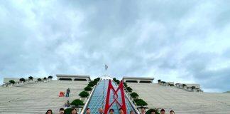 澳科大李行伟校长率团到港珠澳大桥进行实地考察