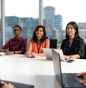 澳大利亚阿德莱德留学生如何在读书期间“拿下”工作机会?