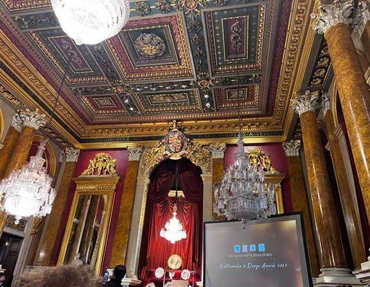 英国谢菲尔德大学哈勒姆首饰与金工专业学生孔静露荣获英国金匠工艺与设计奖