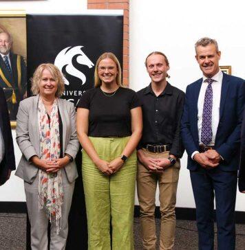 学生的成功离不开真实世界中的实践经验