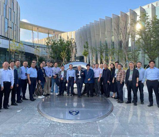 西浦举办第八届教育创新年会暨第十届慧湖教育国际化论坛